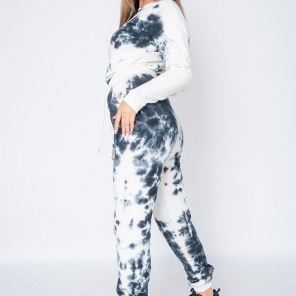 NWT Black Tie Dye Sweatshirt & Jogger Lounge Set - Picture 4 of 7